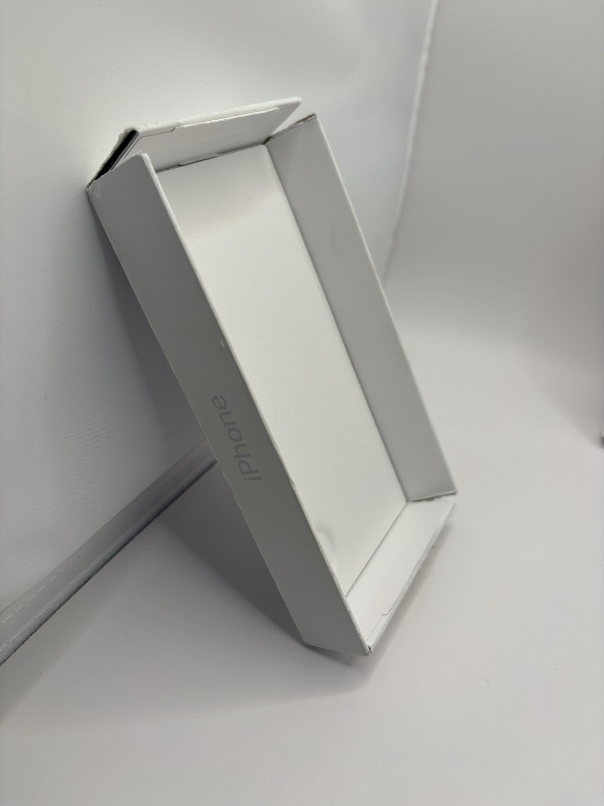 Apple Iphone 17e 5G 512GB White Unlocked Boxed Opened Never Used Warranty