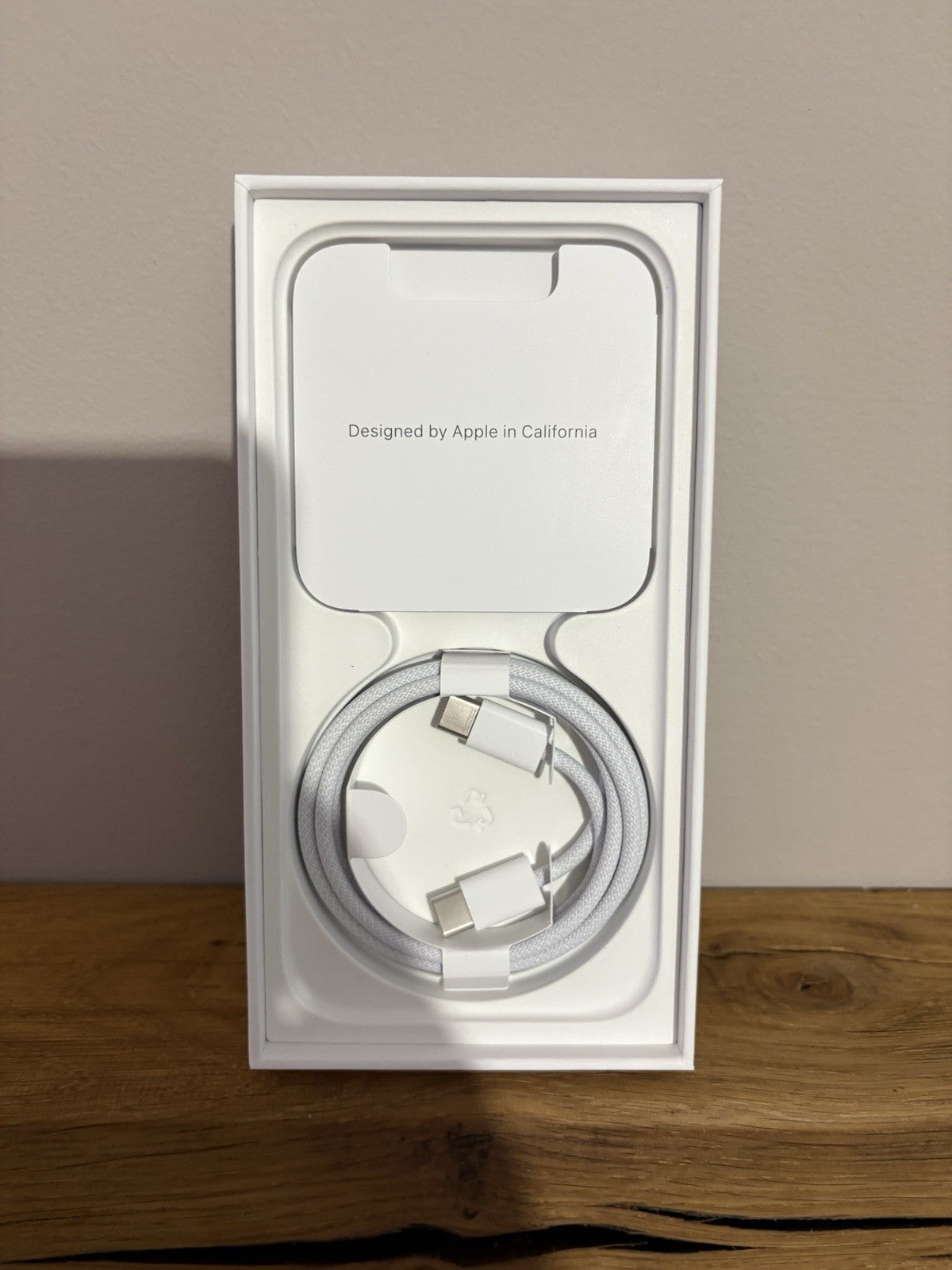 Apple iPhone 15 Pro 128GB (0413723) White Titanium Unlocked Warranty Excellent