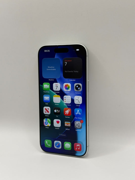 Apple Iphone 17 Pro 256GB Silver Unlocked Boxed Excellent Condition 100% Battery