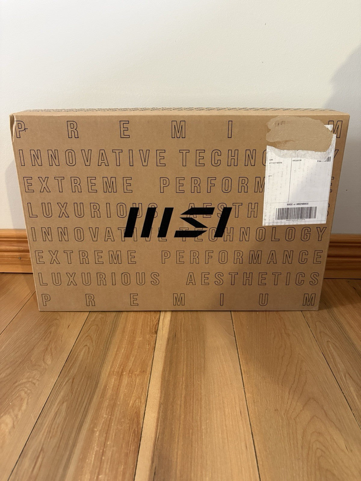 MSI Summit E16 AI laptop Intel Ultra 7, RTX4060 32GB RAM 2TB SSD Brand New