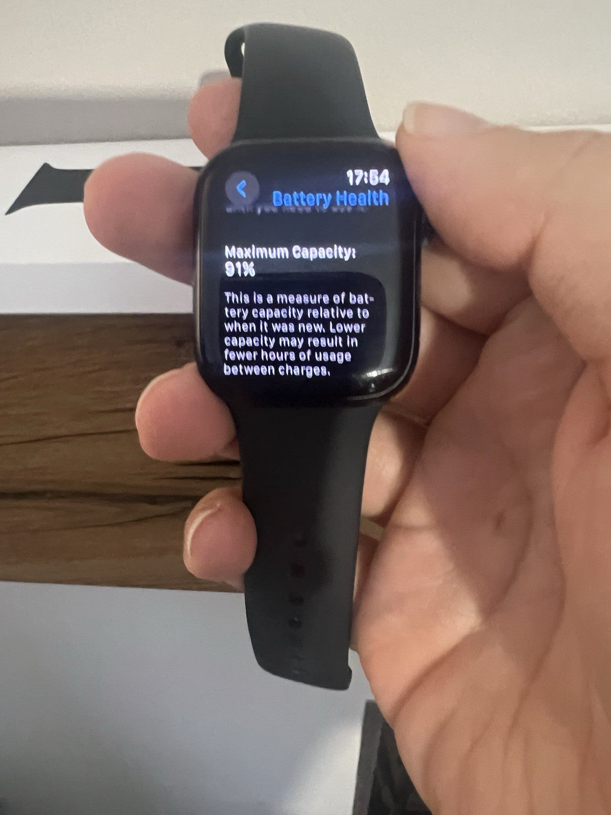 Apple Watch Series 9 41mm (V23) Aluminum Case with Sport Band Midnight S/M GPS