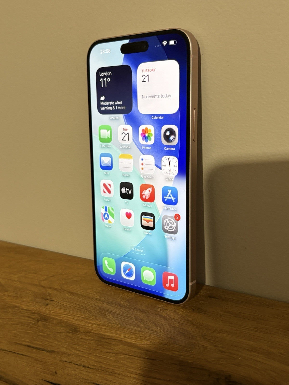 Apple iPhone 15 Plus 128GB Pink (PP152) Unlocked Pristine Condition Warranty