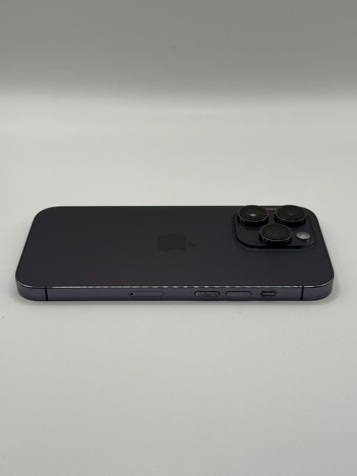Apple Iphone 14 Pro 128GB Purple Unlocked Warranty Excellent Condition 100%