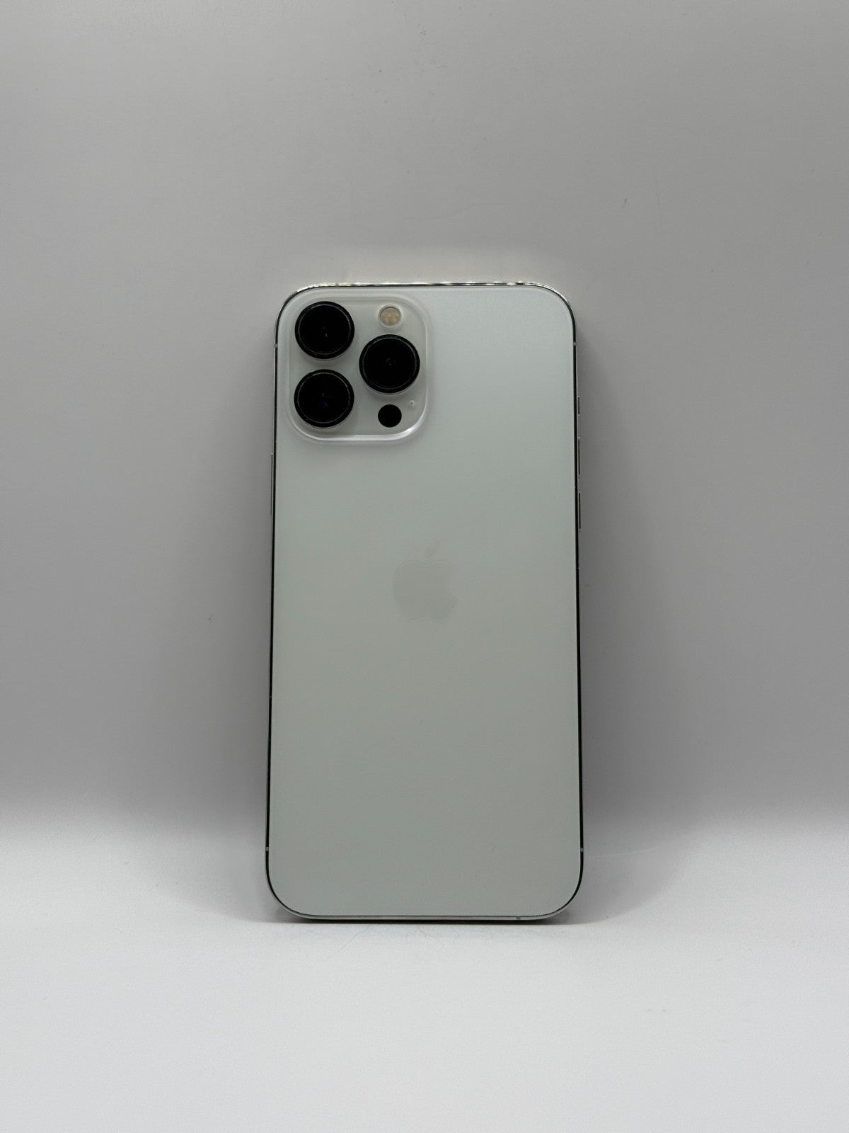 Apple Iphone 13 Pro Max 5G 128GB Silver Unlocked Excellent Quality 86% Battery