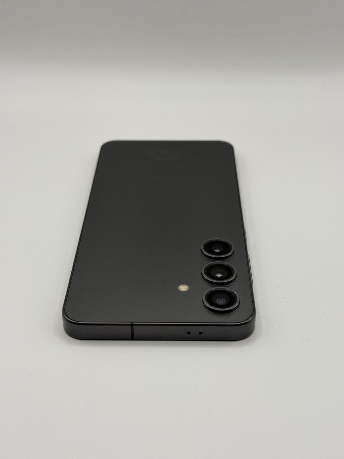 Samsung Galaxy S24 5G AI 128GB Onyx Black Unlocked Boxed Very Good Condition