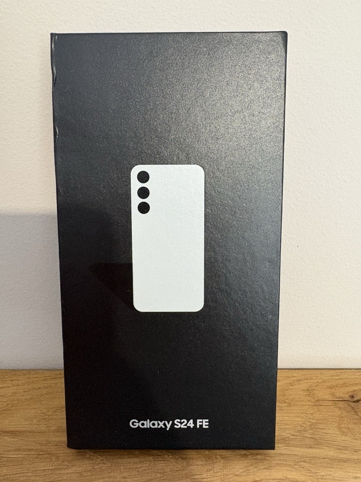 Samsung Galaxy S24 FE 5G (947) Gray 128GB Excellent Condition Warranty