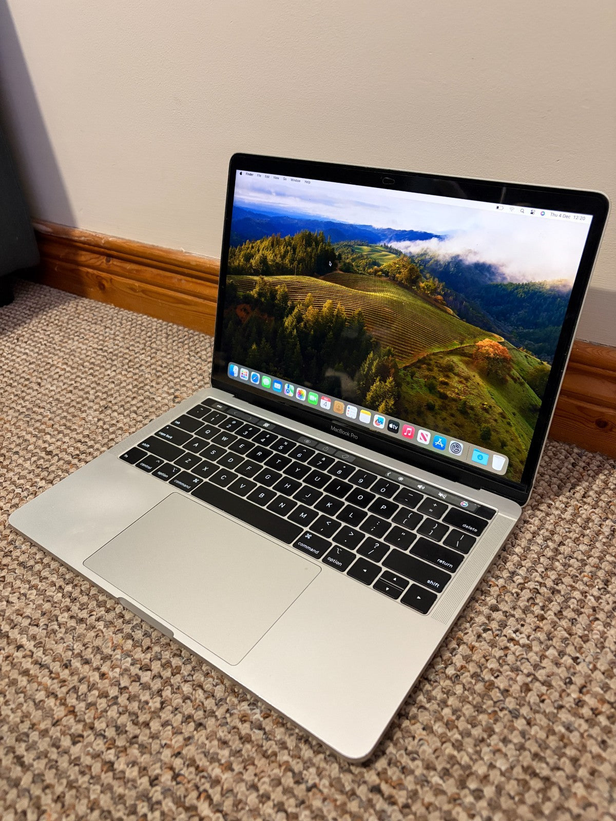 Apple MacBook Pro Retina 13.3" 2019 128GB SSD 8GB Ram 1.4GHz Core i5 Grey