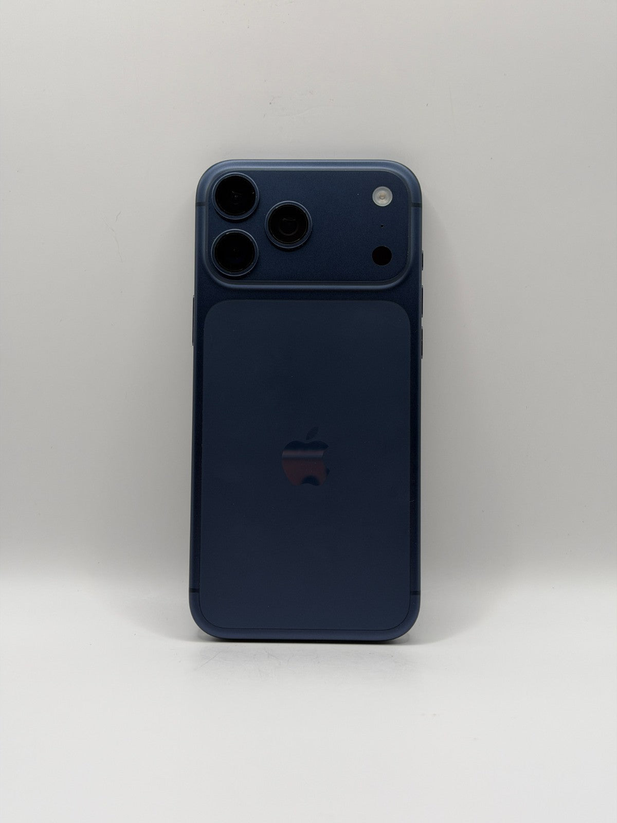 Apple Iphone 17 Pro Max 256GB Deep Blue 5G Excellent Warranty Unlocked