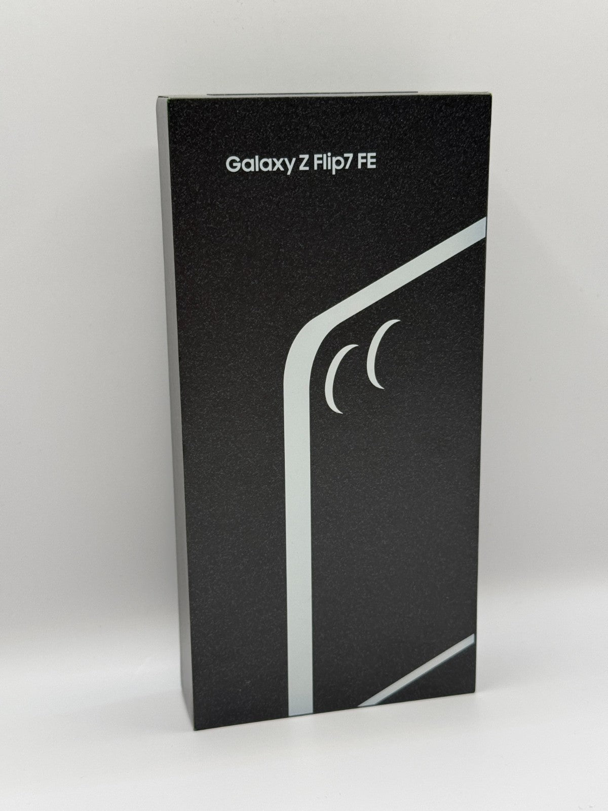 Samsung Galaxy Z Flip7 FE AI Phone 256GB 8GB Black Unlocked Brand New Sealed