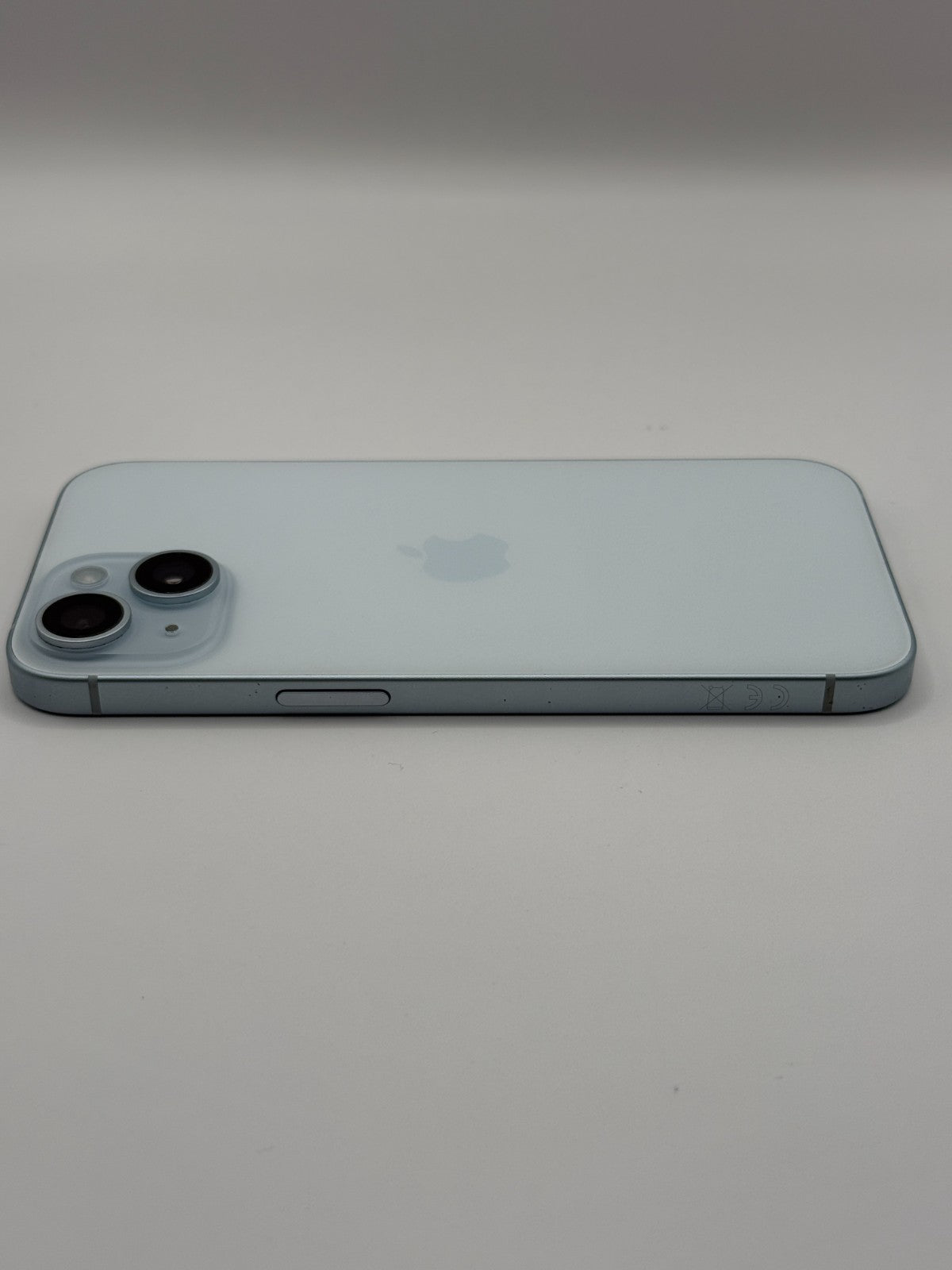 Apple Iphone 15 Blue 128GB 5G Unlocked Very Good Condition Warranty