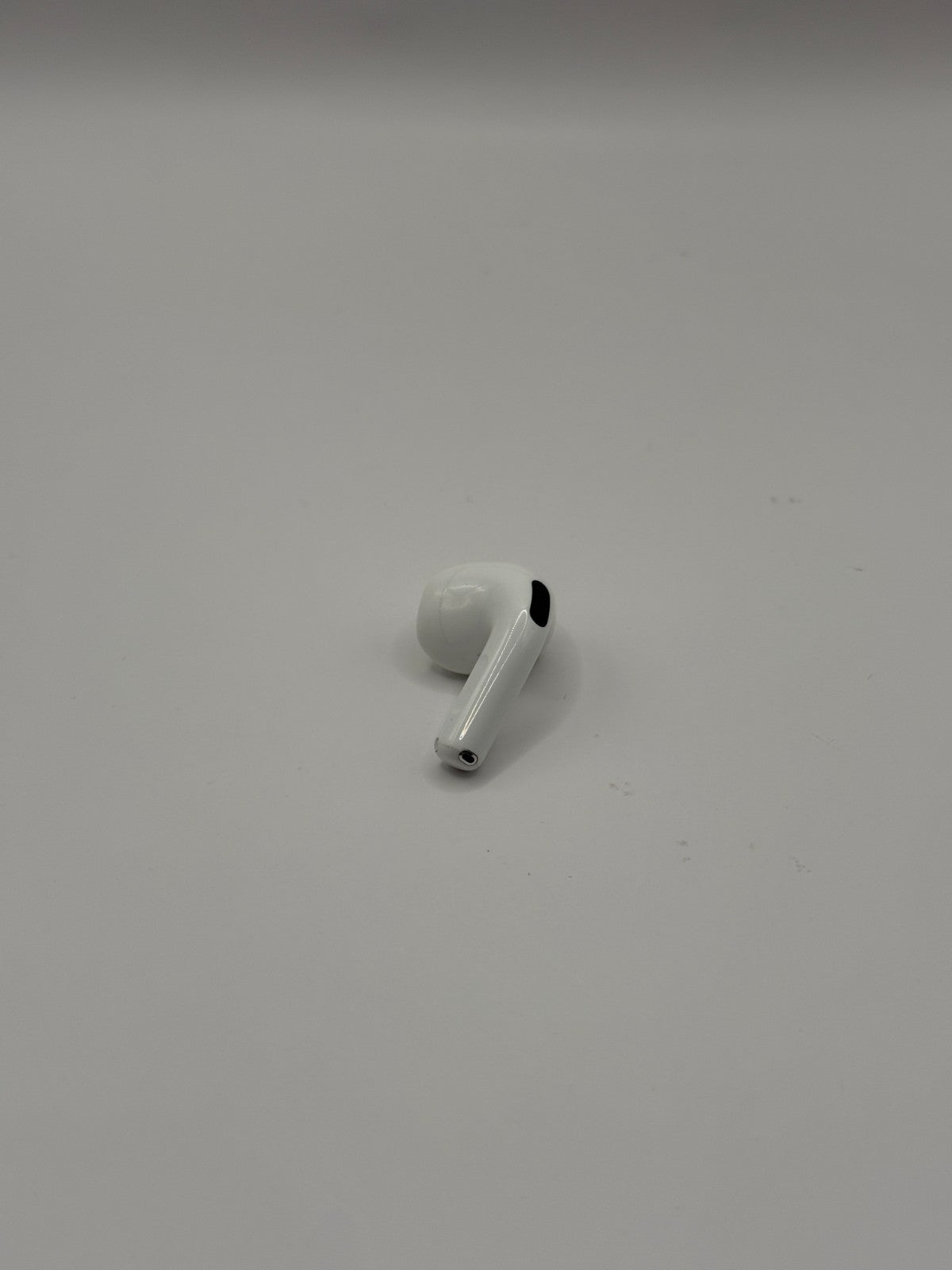 Apple AirPods 4th Generation In Ear Earphones 2024 ANC Left Earbud Only