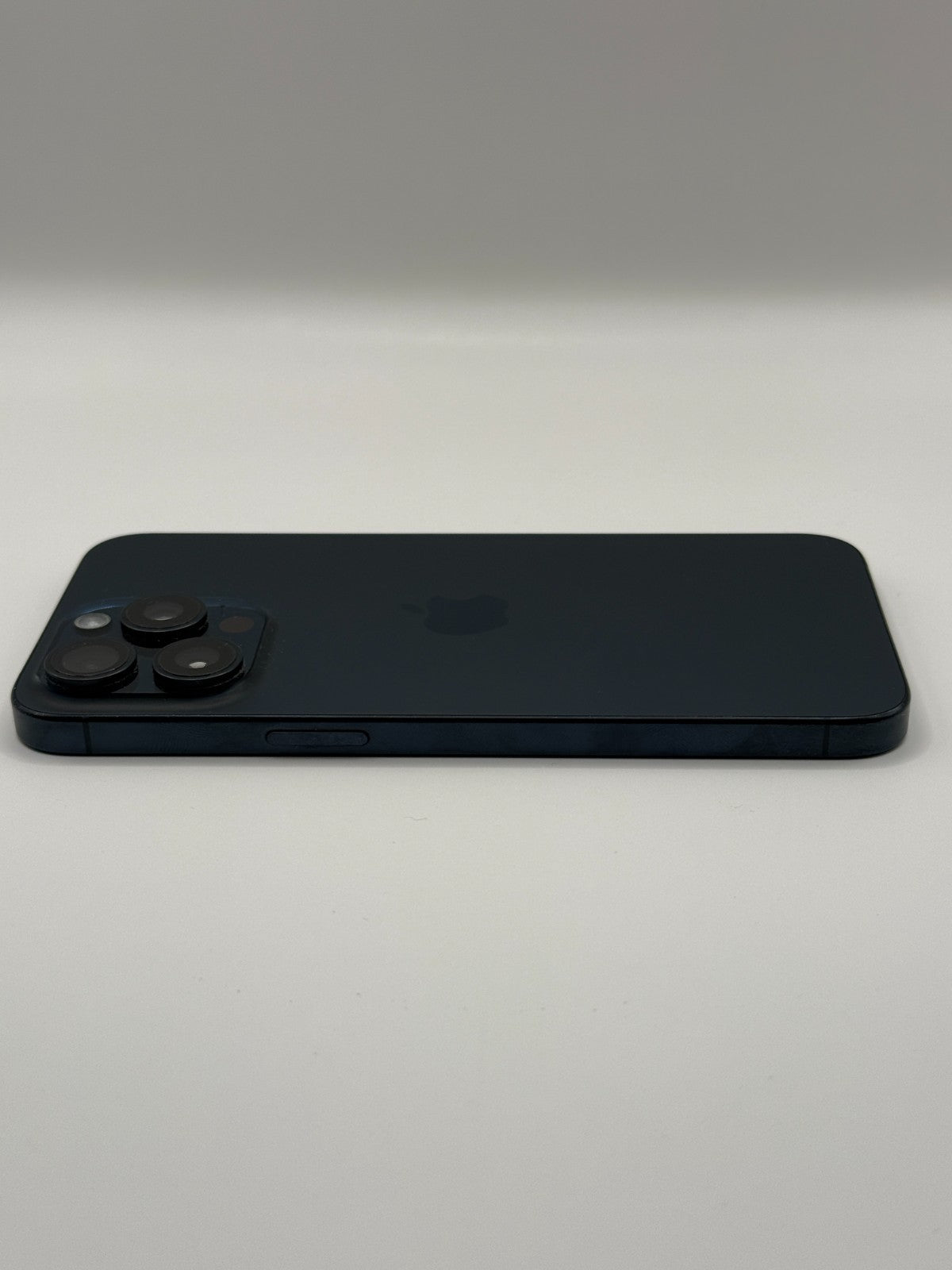 Apple Iphone 15 Pro Max Blue Titanium 1TB Good Condition Unlocked Warranty