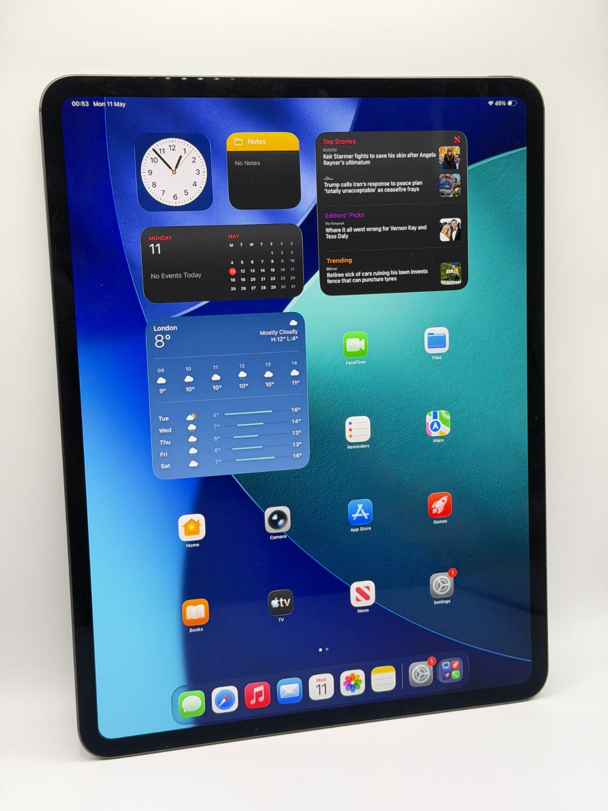 Apple Ipad Pro M4 2024 13-inch Wi-Fi 512GB Space Black Boxed Excellent Condition
