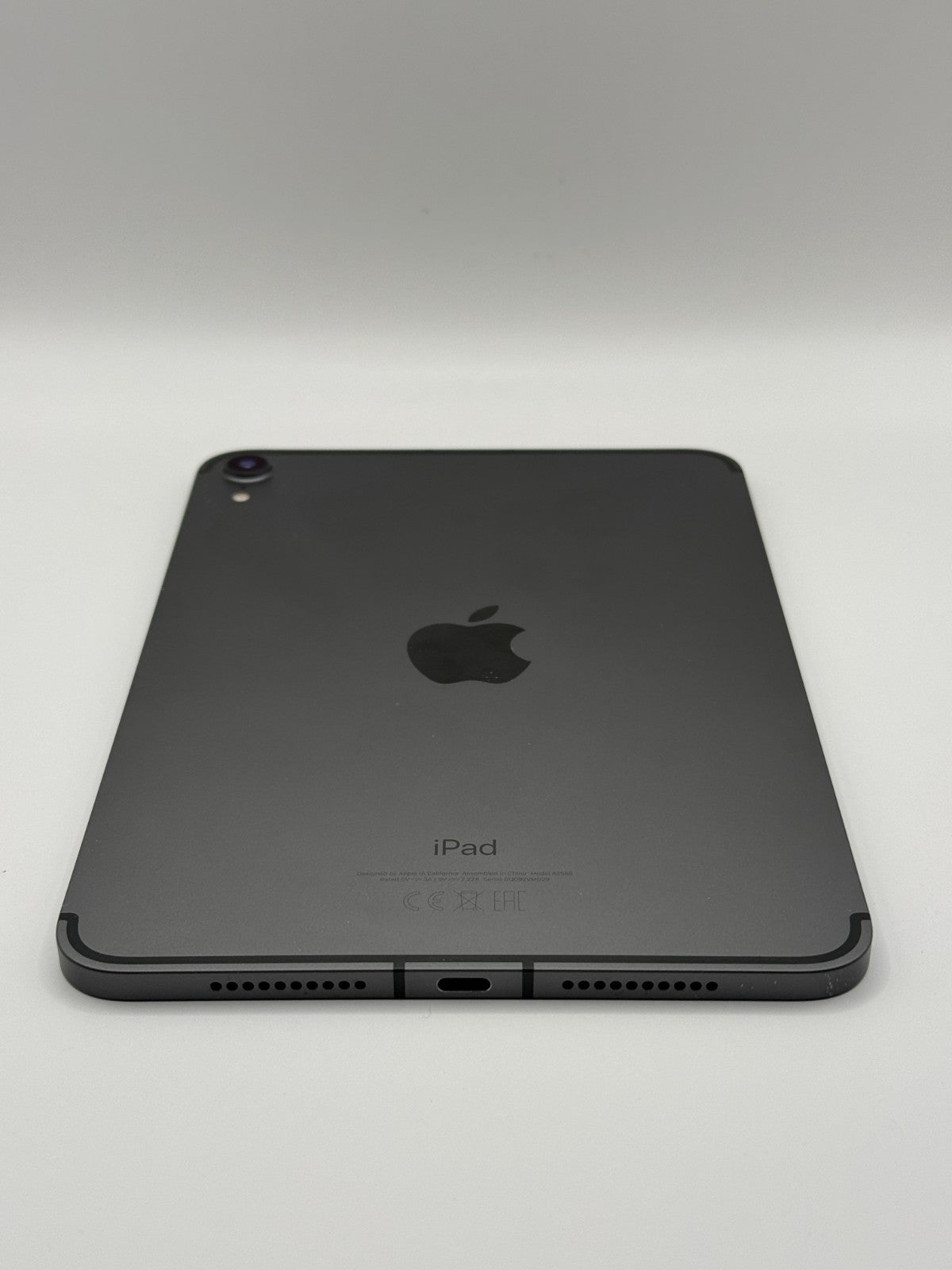 Apple Ipad Mini 6th Generation 64GB Wifi + 5G Unlocked 8.3 in Space Grey