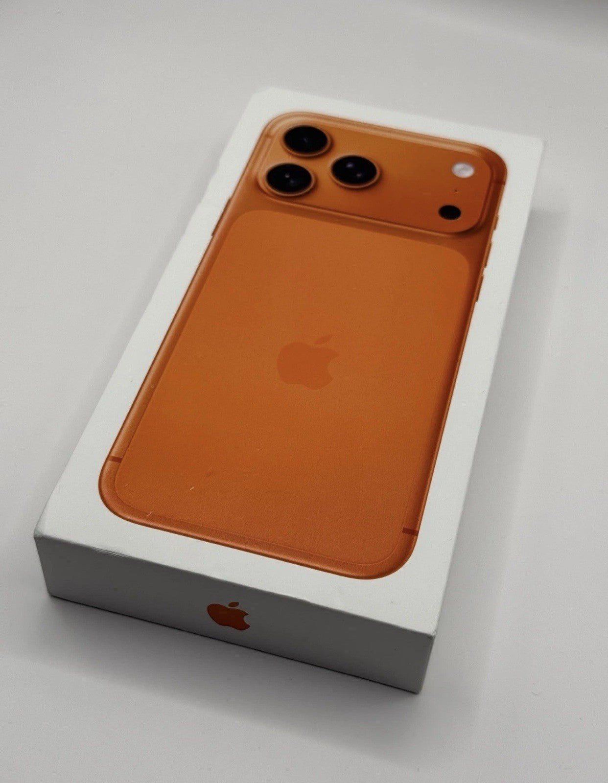 Apple Iphone 17 Pro Max 256GB Orange 5G Brand New Sealed Boxed Unlocked Warranty