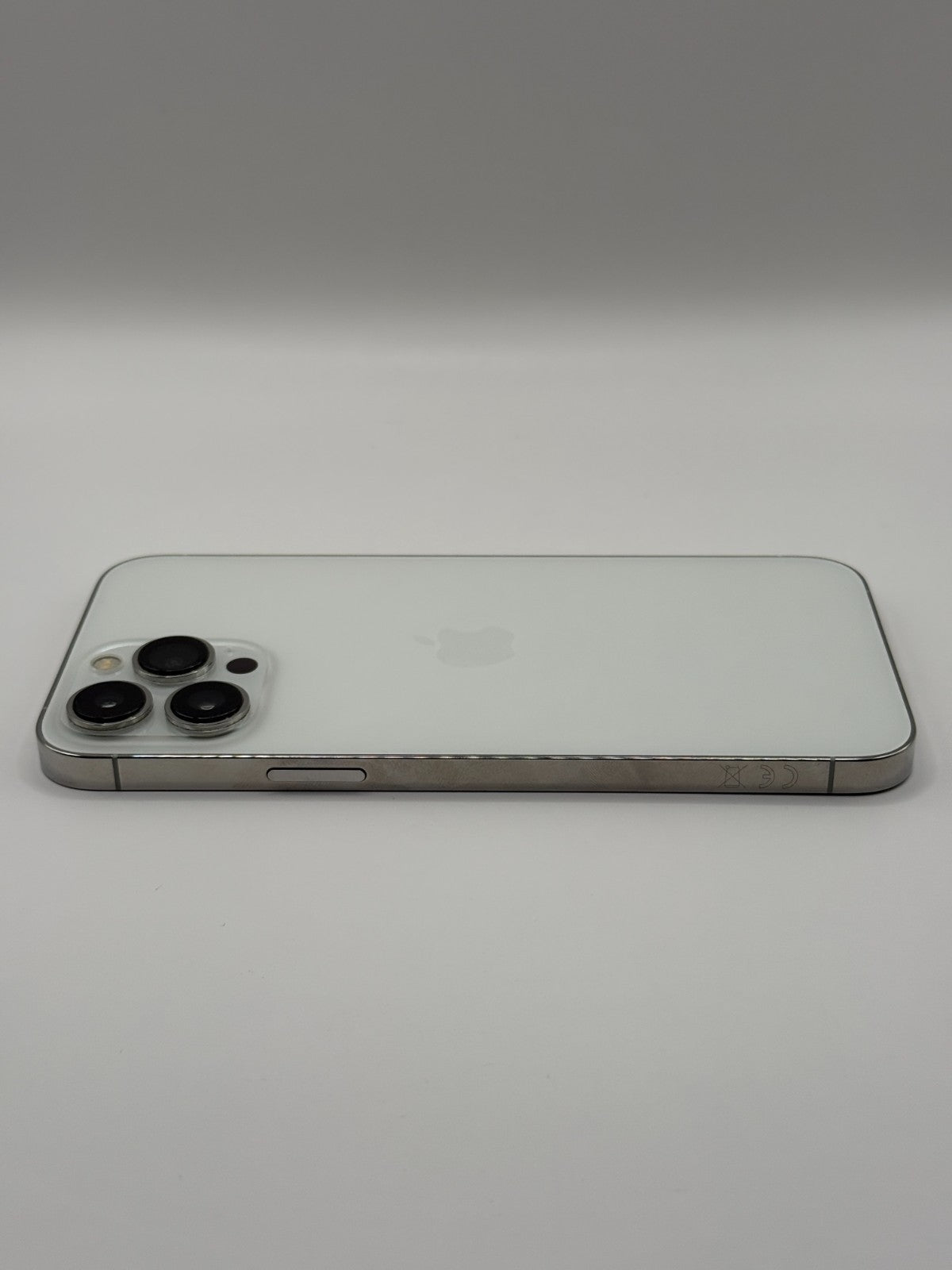 Apple Iphone 13 Pro Max 128GB 5G Silver Unlocked Excellent Condition Warranty