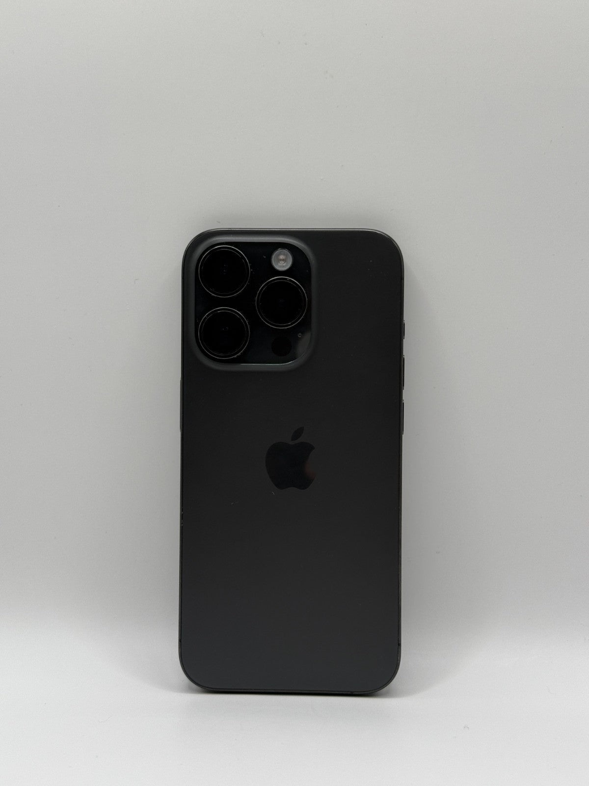 Apple Iphone 15 Pro 128GB Black Titanium Unlocked Warranty Very Good Condition