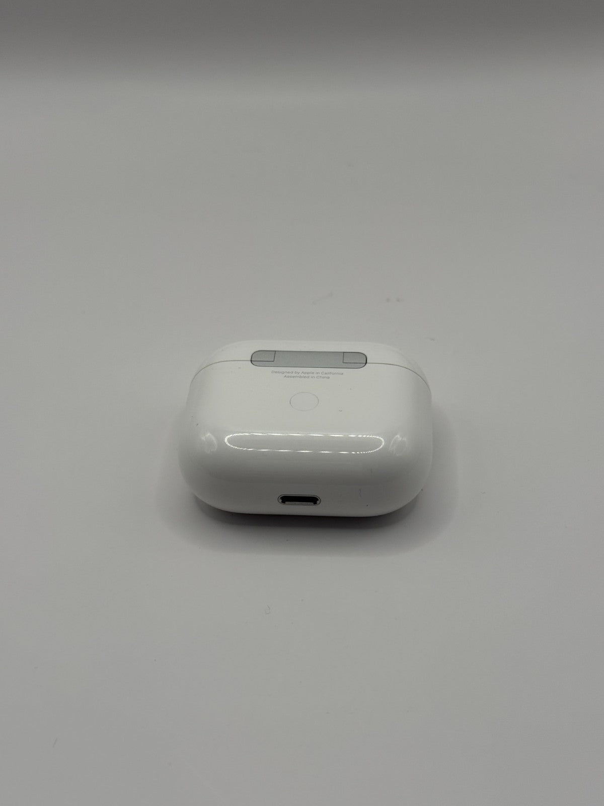Genuine Apple Airpods 3 Non Anc A2566 Lightning Wireless Charging Case Only