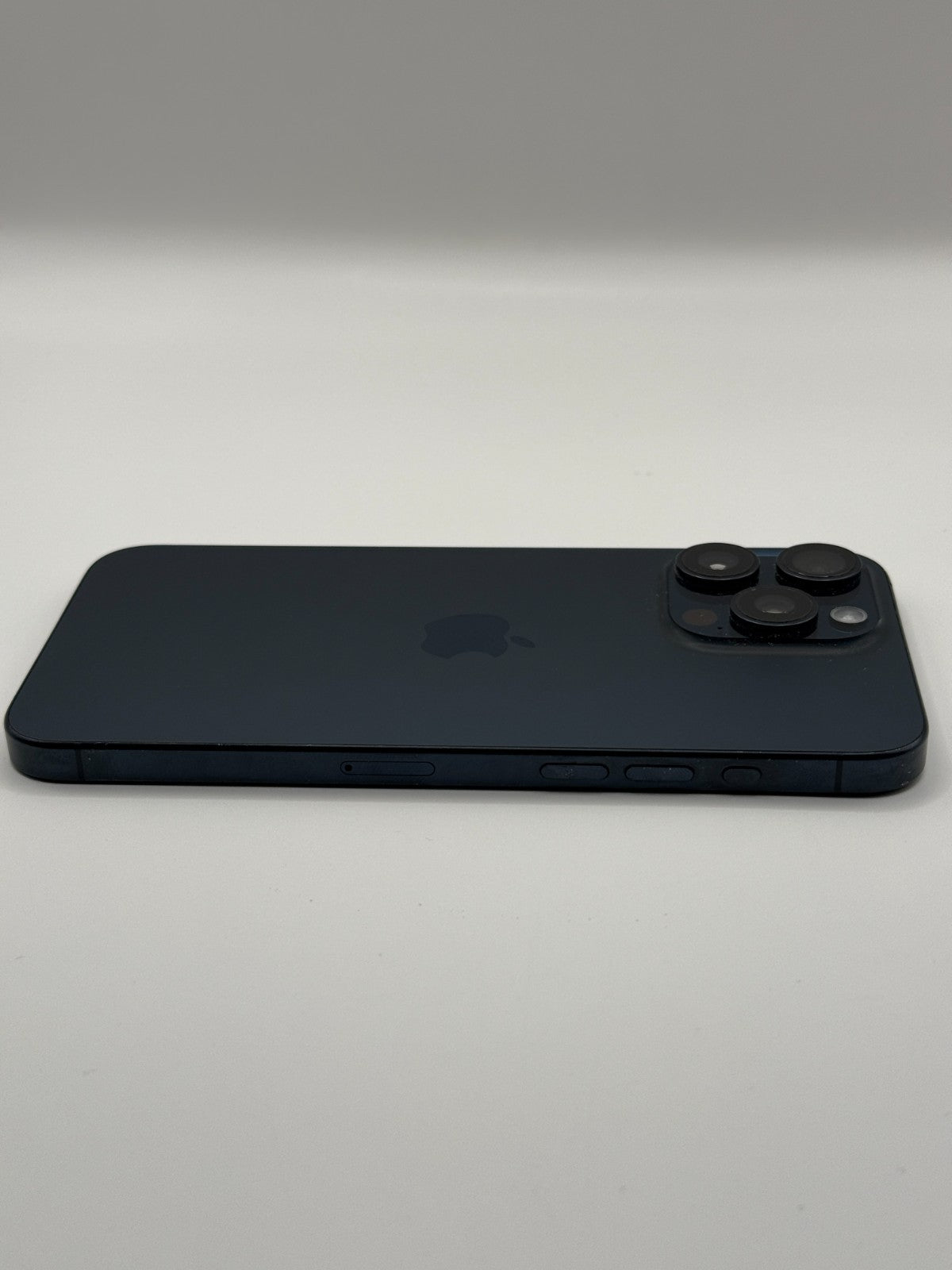 Apple Iphone 15 Pro Max Blue Titanium 1TB Good Condition Unlocked Warranty