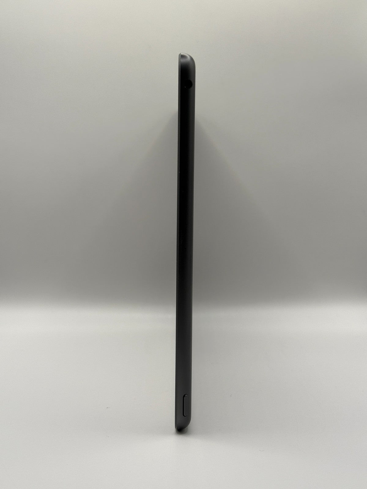 Apple Ipad 8th Gen 2020 10.2" 32GB WiFi Unlocked Space Gray Boxed Warranty