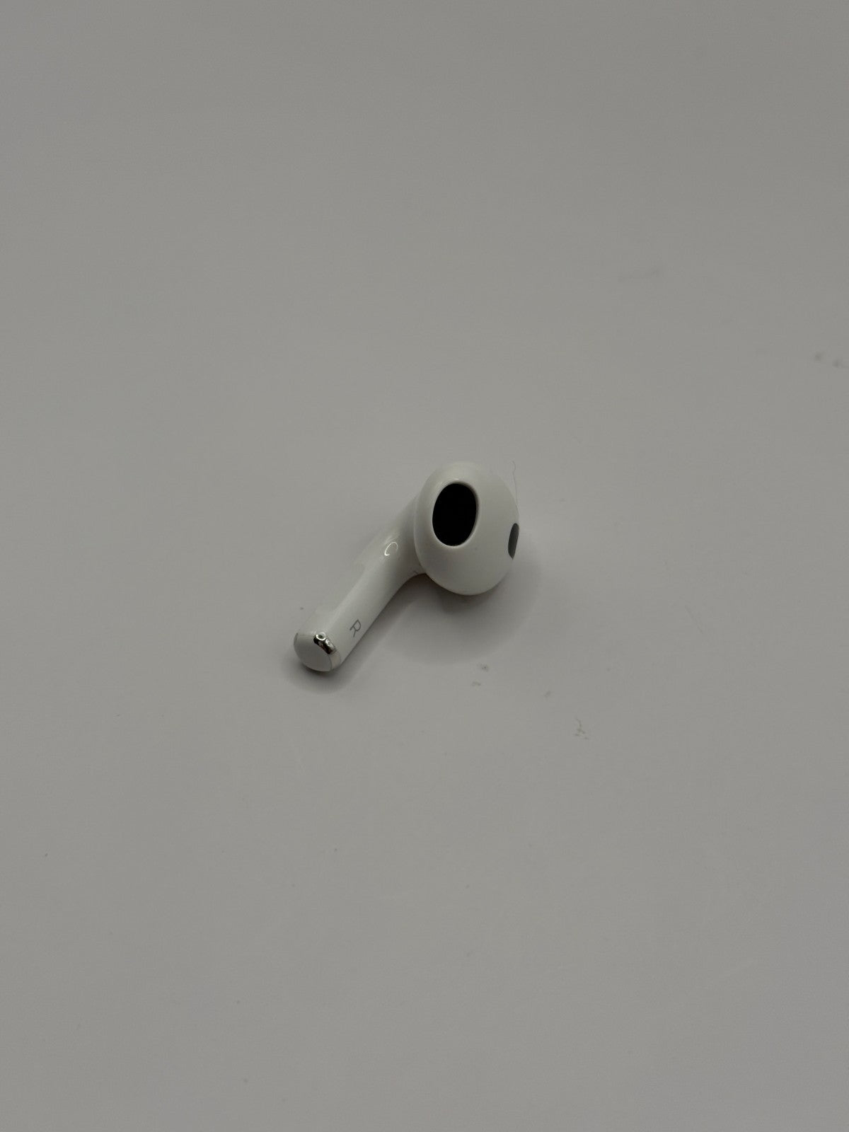 Apple Airpods 3th Generation In Ear Earphones 2021 Non ANC Right Earbud Only