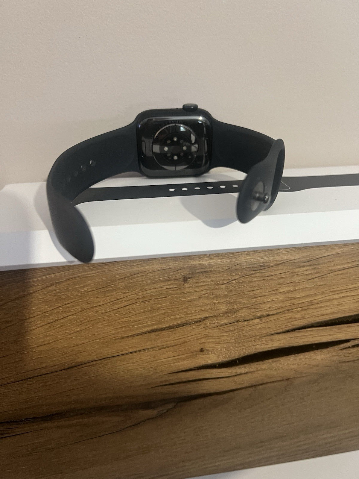 Apple Watch Series 9 41mm (V23) Aluminum Case with Sport Band Midnight S/M GPS