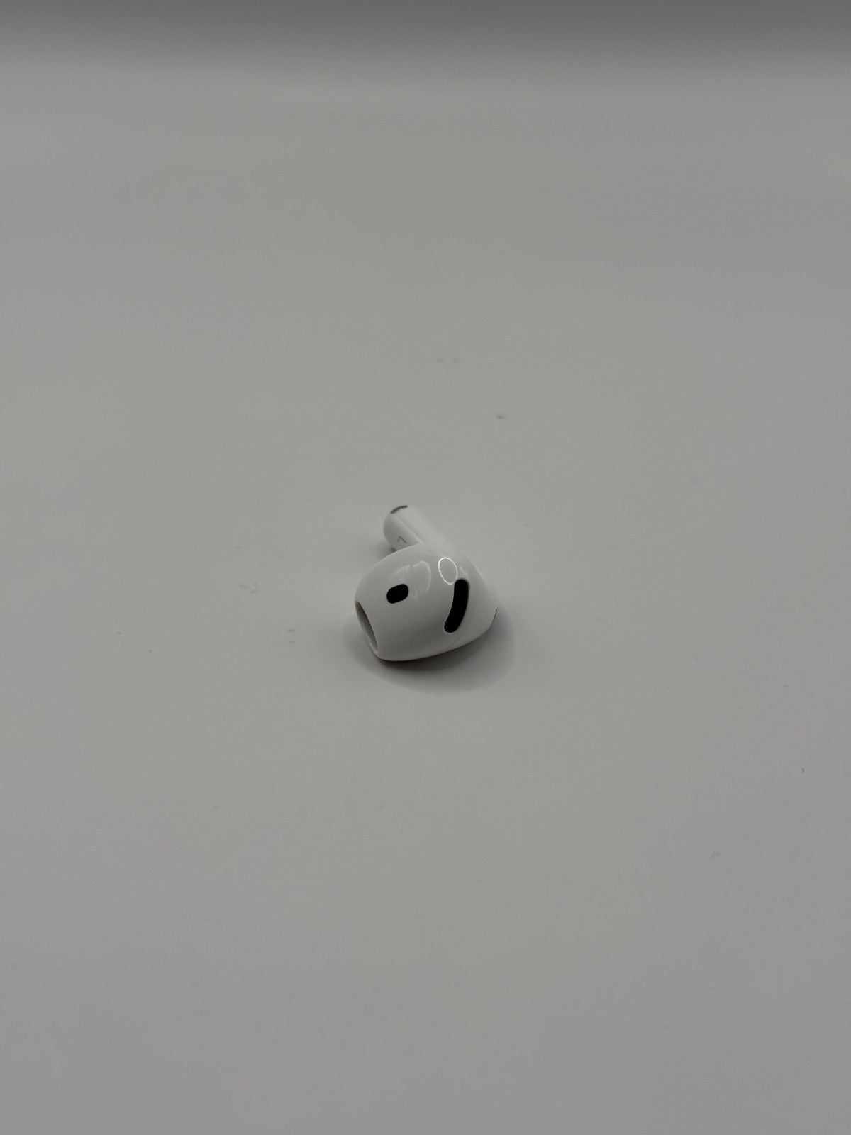 Apple AirPods 4th Generation In Ear Earphones 2024 Non ANC Left Earbud Only