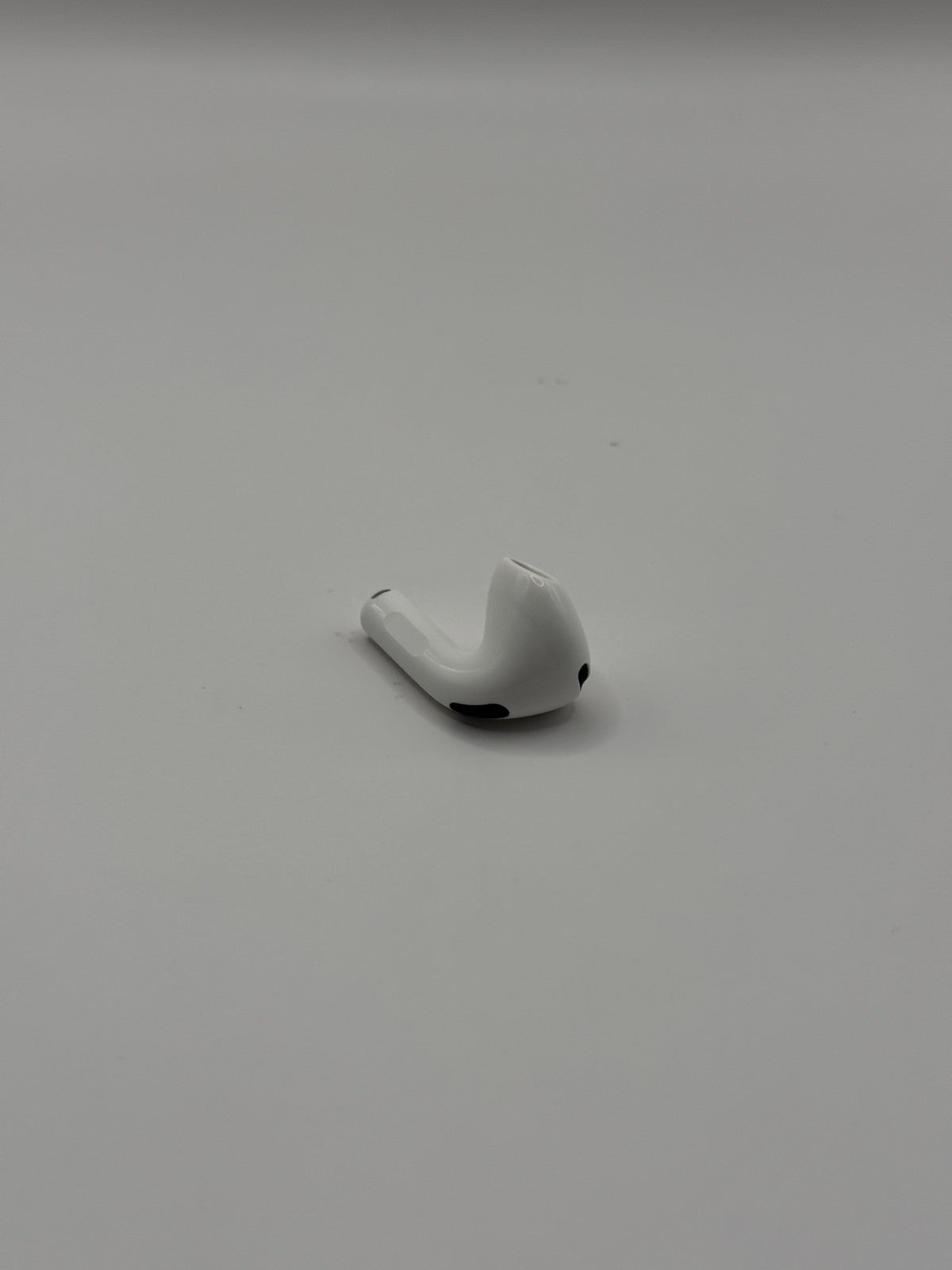 Apple AirPods 4th Generation In Ear Earphones 2024 Non ANC Left Earbud Only