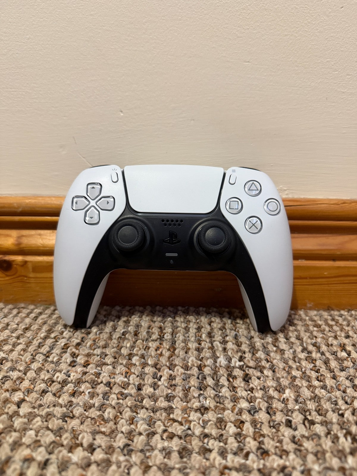 Sony PlayStation 5 Pro Digital Edition Console White 2TB PS5 Pro Excellent
