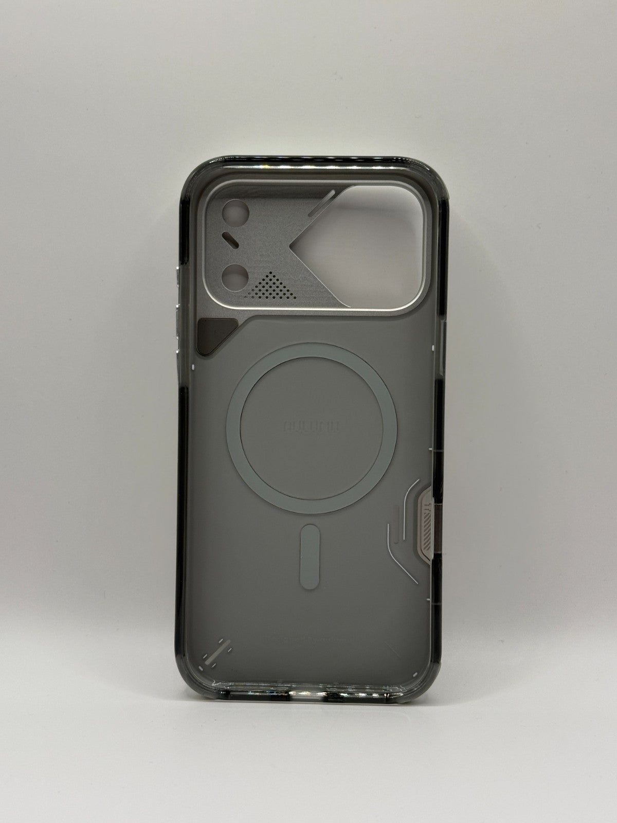 Aulumu A17 Shockproof Case For Iphone 17 Pro Max White MagSafe Opened Never Used