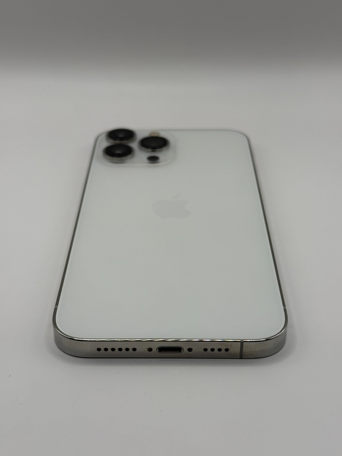 Apple Iphone 13 Pro Max 128GB 5G Silver Unlocked Excellent Condition Warranty