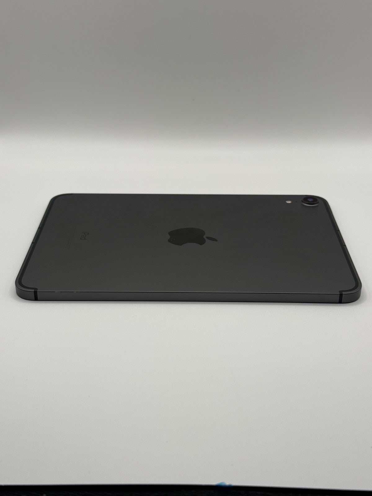 Apple Ipad Mini 6th Generation 64GB Wifi + 5G Unlocked 8.3 in Space Grey