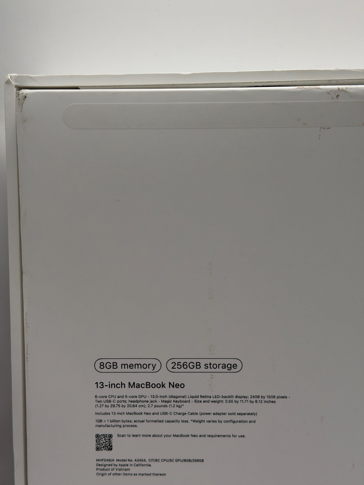 Apple Macbook Neo 256GB 13-inch Laptop Citrus A18 Pro chip 2026 Excellent