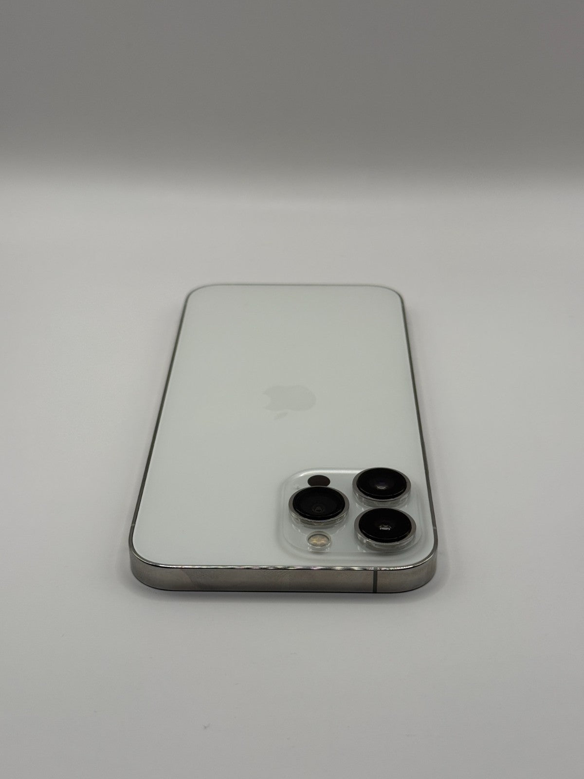 Apple Iphone 13 Pro Max 5G 128GB Silver Unlocked Excellent Quality 86% Battery