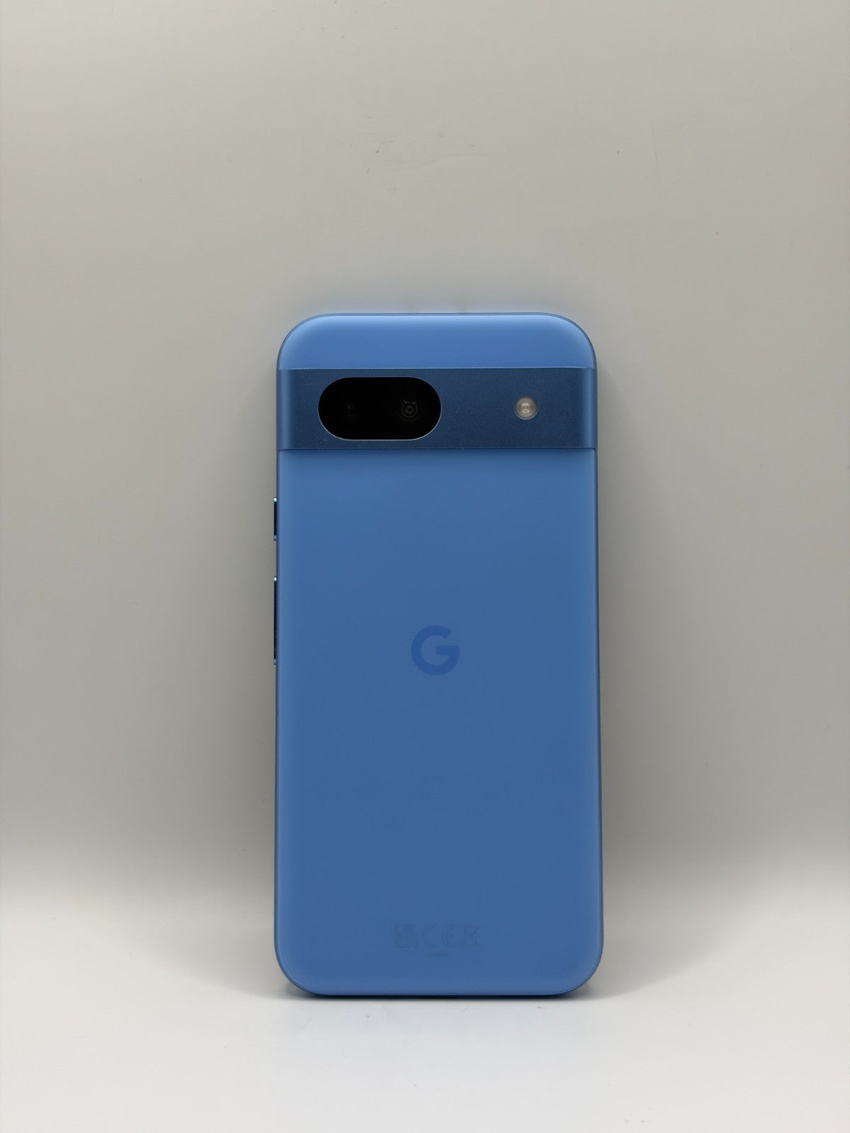 Google Pixel 8a 128GB 5G AI Bay Colour Unlocked Excellent Condition