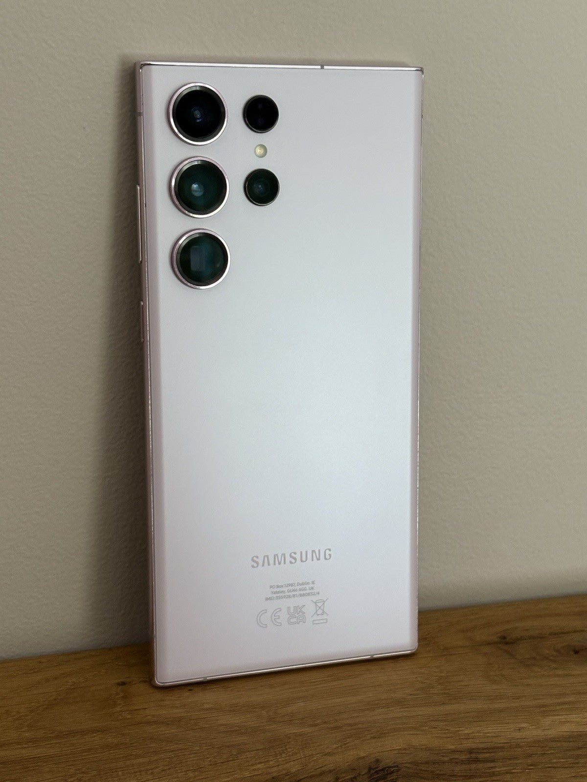 Samsung Galaxy S23 Ultra (V39) SM-S918B/DS - 256GB Lavender Unlocked