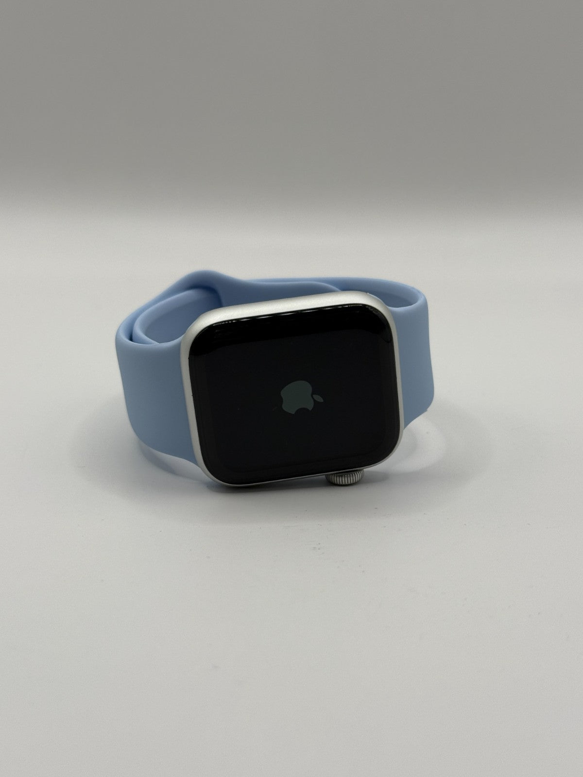 Apple Series 6 40mm Silver Aluminium Case Blue Sport Band 75% Battery