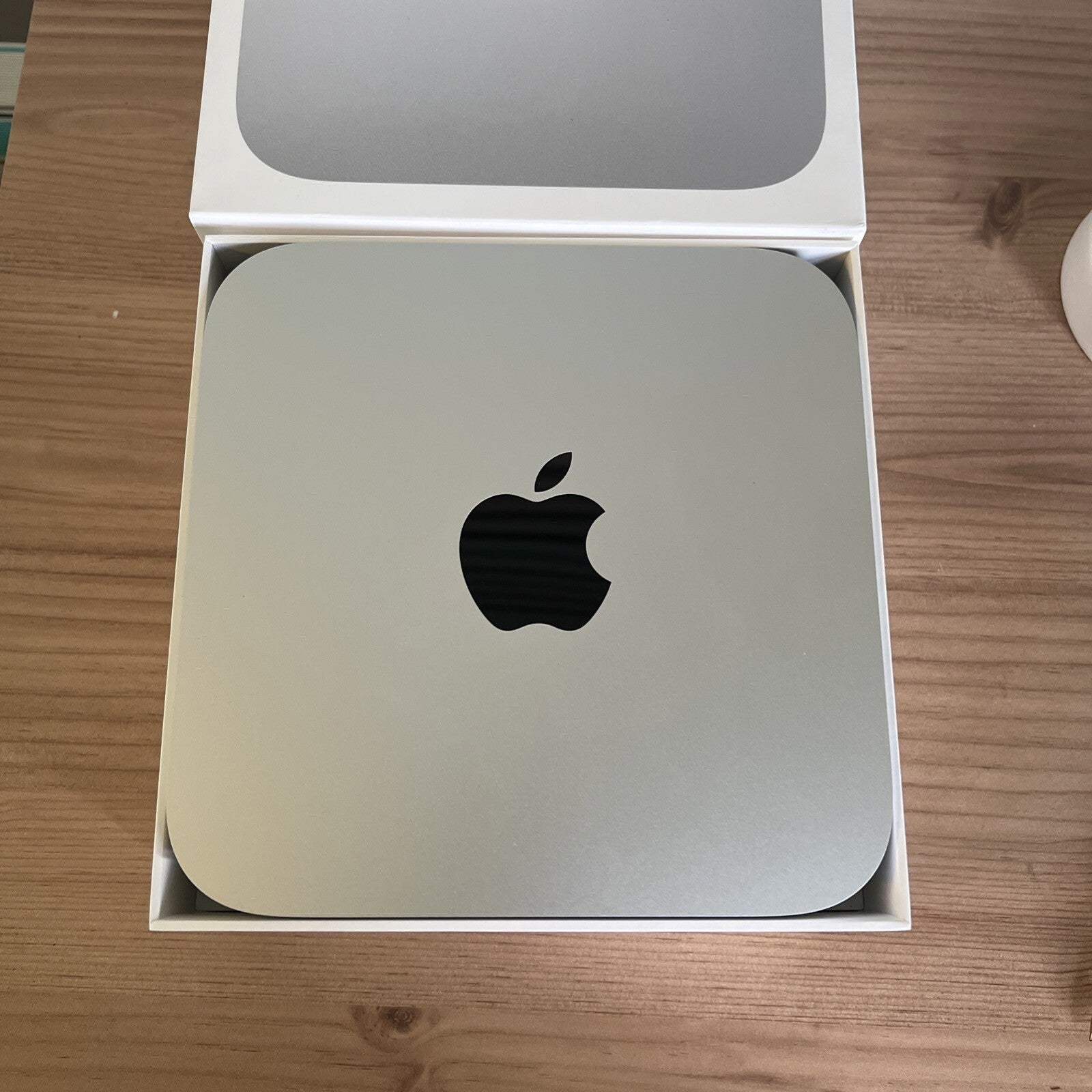 Apple Mac Mini M2 Chip 8-core CPU, 10-core GPU, 2023 A2686 - Excellent