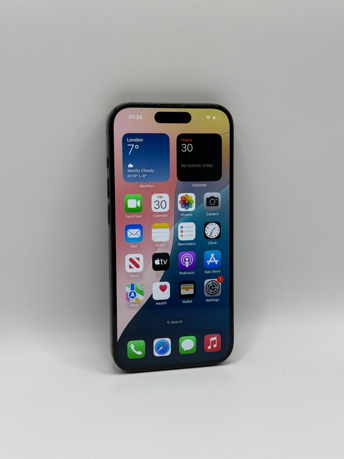 Apple Iphone 15 Pro 256GB Black Titanium Unlocked Warranty Excellent Condition
