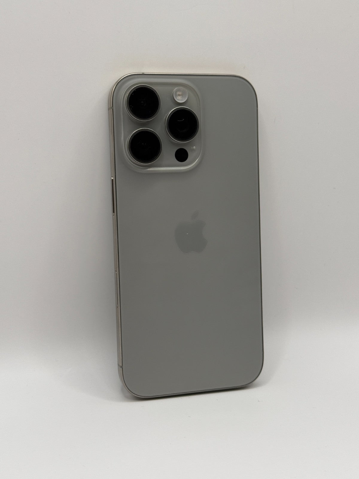 Apple Iphone 16 Pro 128GB 5G Natural Titanium Unlocked 100% Battery Excellent