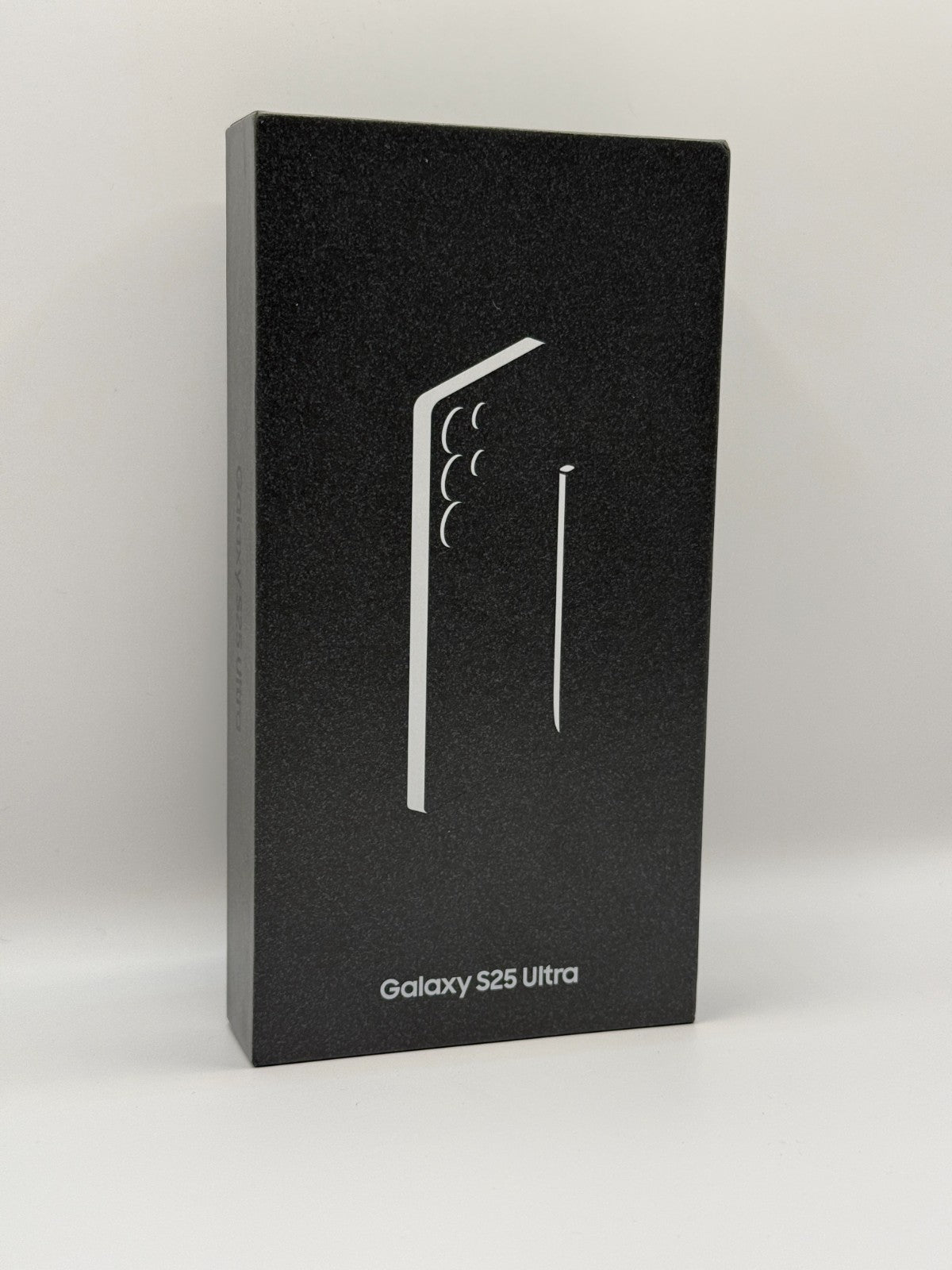 Samsung Galaxy S25 Ultra 256GB Titanium Black Unlocked 12GB RAM Brand New Sealed