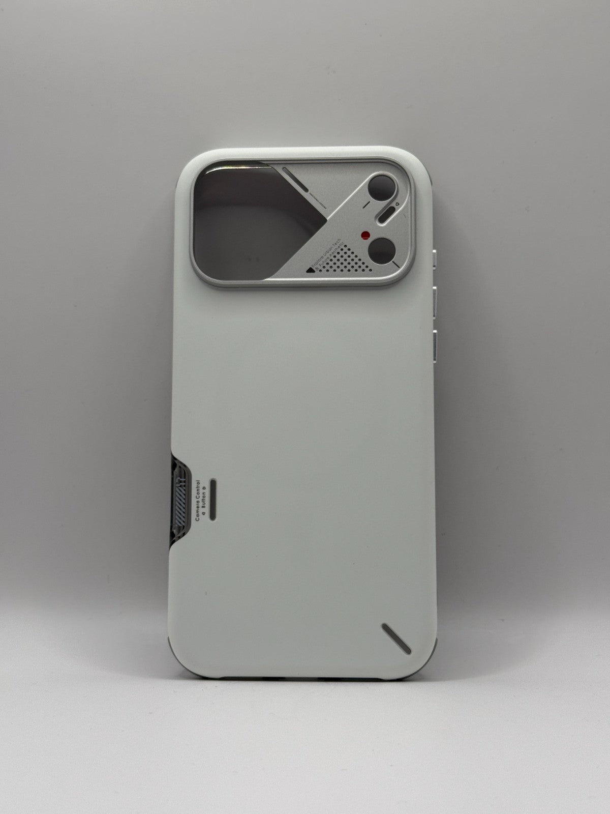 Aulumu A17 Shockproof Case For Iphone 17 Pro Max White MagSafe Opened Never Used