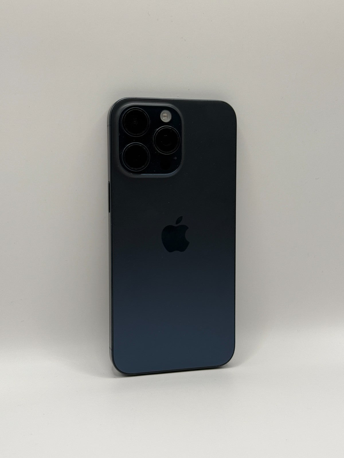 Apple Iphone 15 Pro Max Blue Titanium 256GB Very Good Condition Unlocked