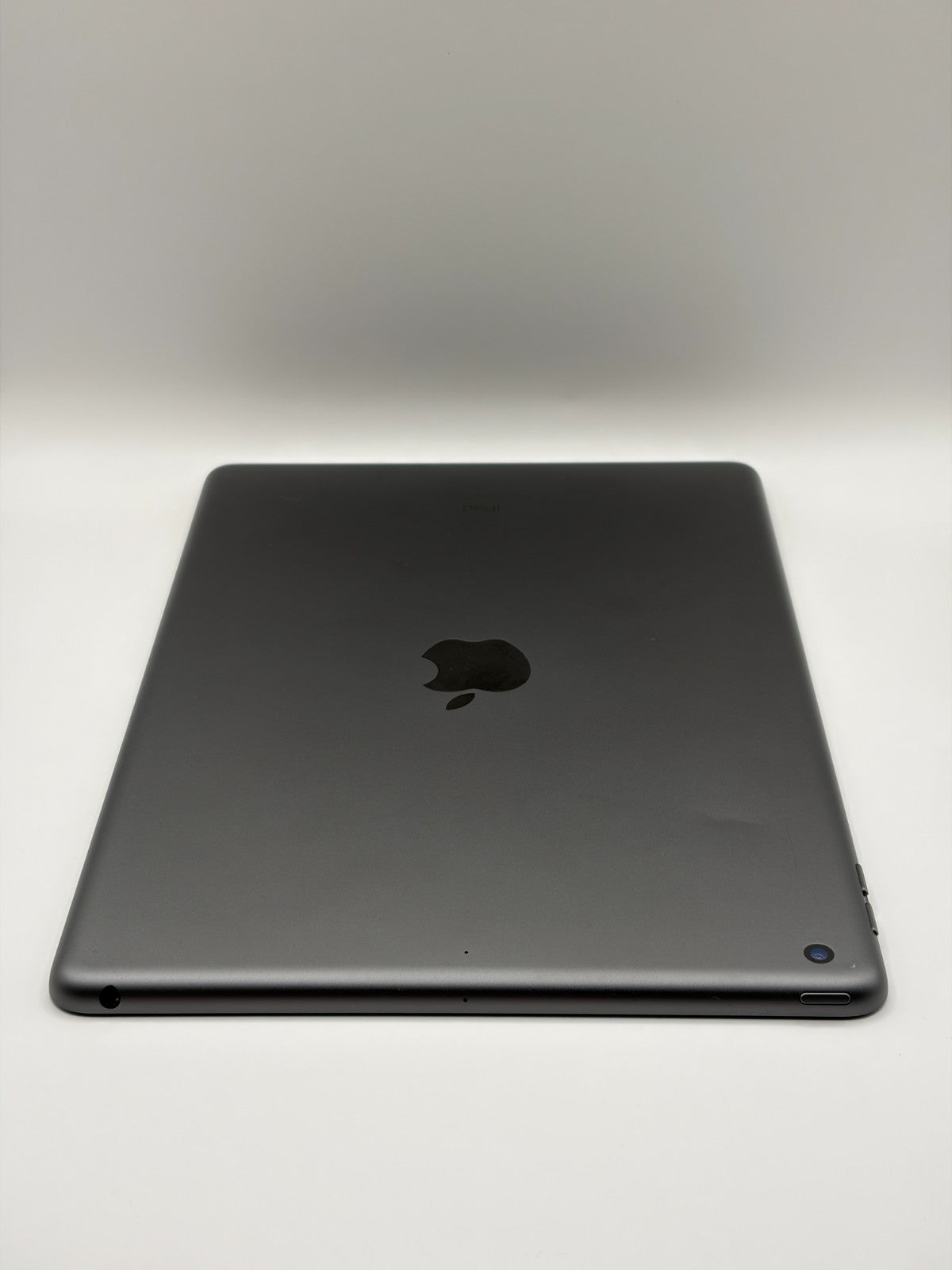 Apple Ipad 9th Generation 64GB Wi-Fi 10.2in Grey Very Good Condition Boxed