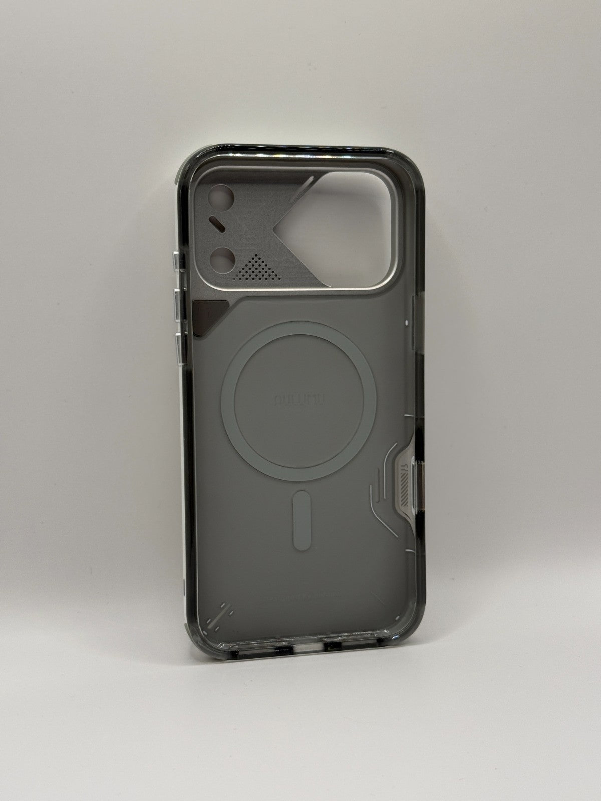 Aulumu A17 Shockproof Case For Iphone 17 Pro Max White MagSafe Opened Never Used