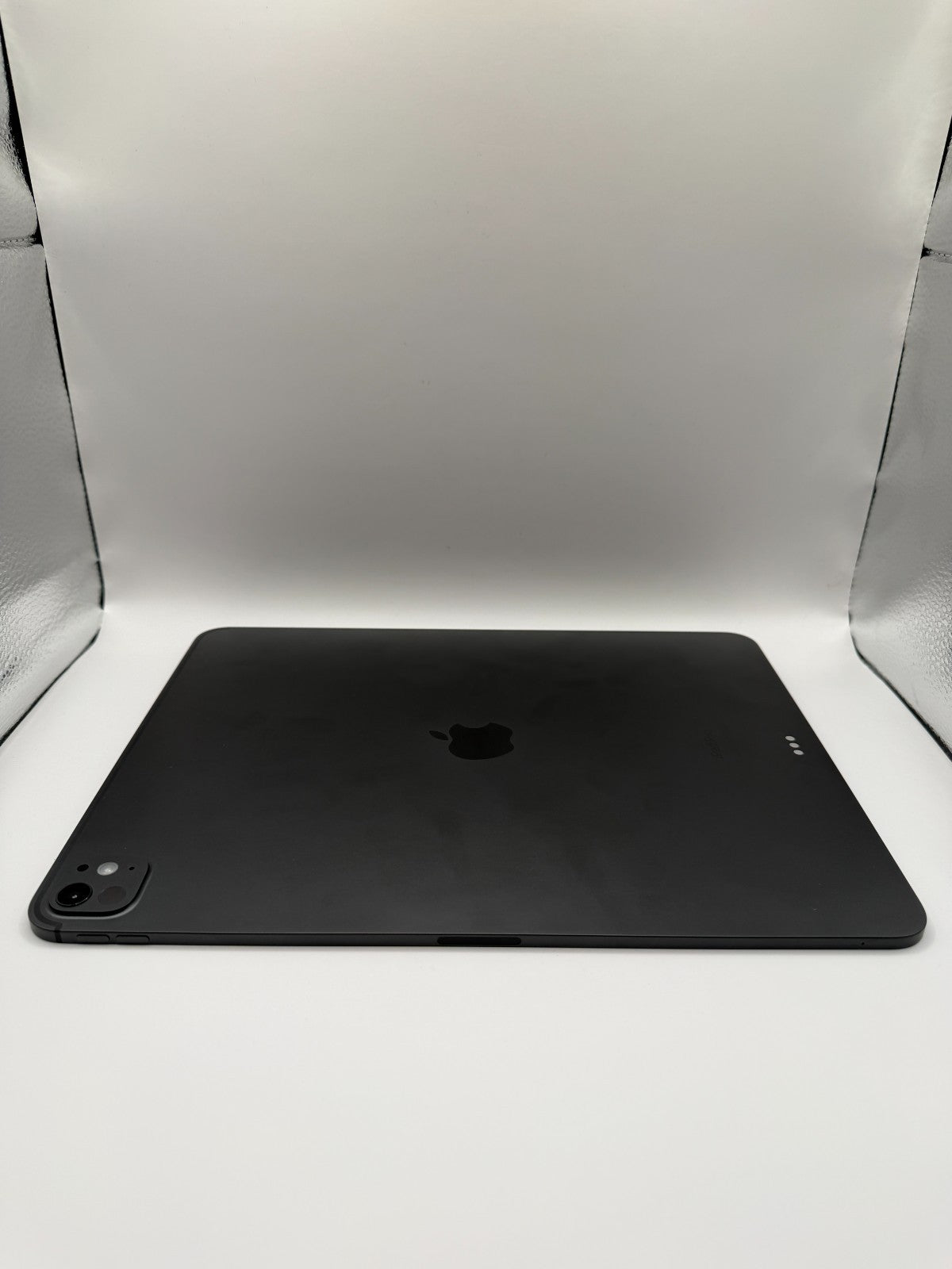 Apple Ipad Pro M4 2024 13-inch Wi-Fi 512GB Space Black Boxed Excellent Condition