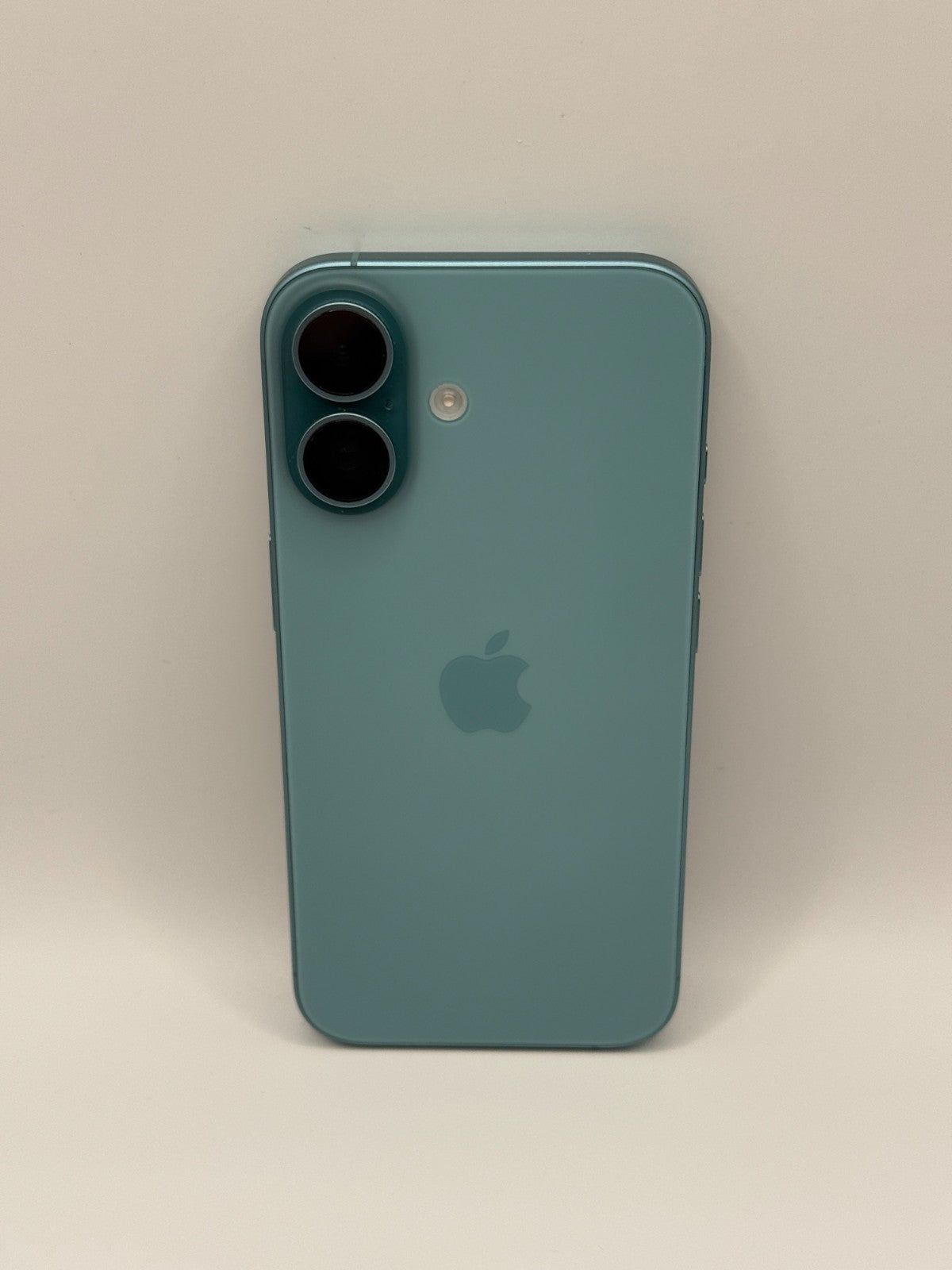 Apple Iphone 16 128GB Teal 5G Unlocked Excellent Condition Warranty Boxed