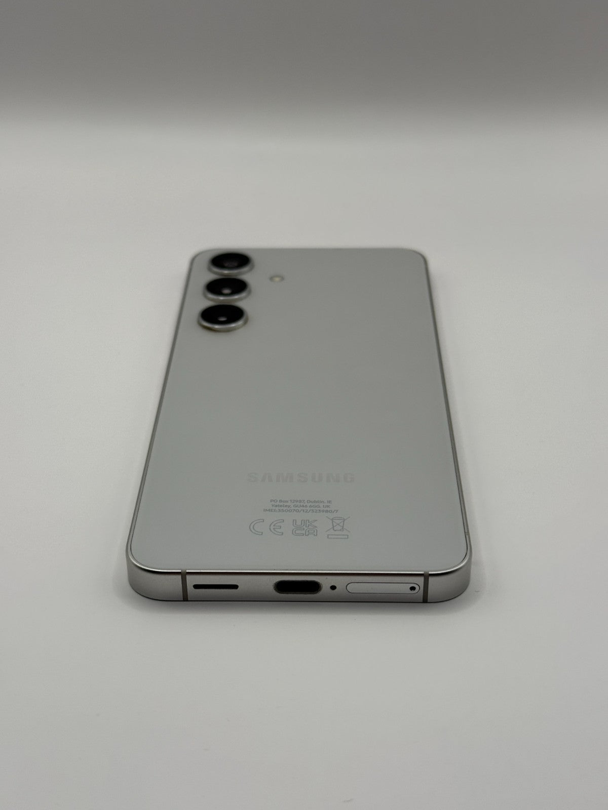 Samsung Galaxy S24 5G 256GB Marble Grey Unlocked Excellent Condition Warranty