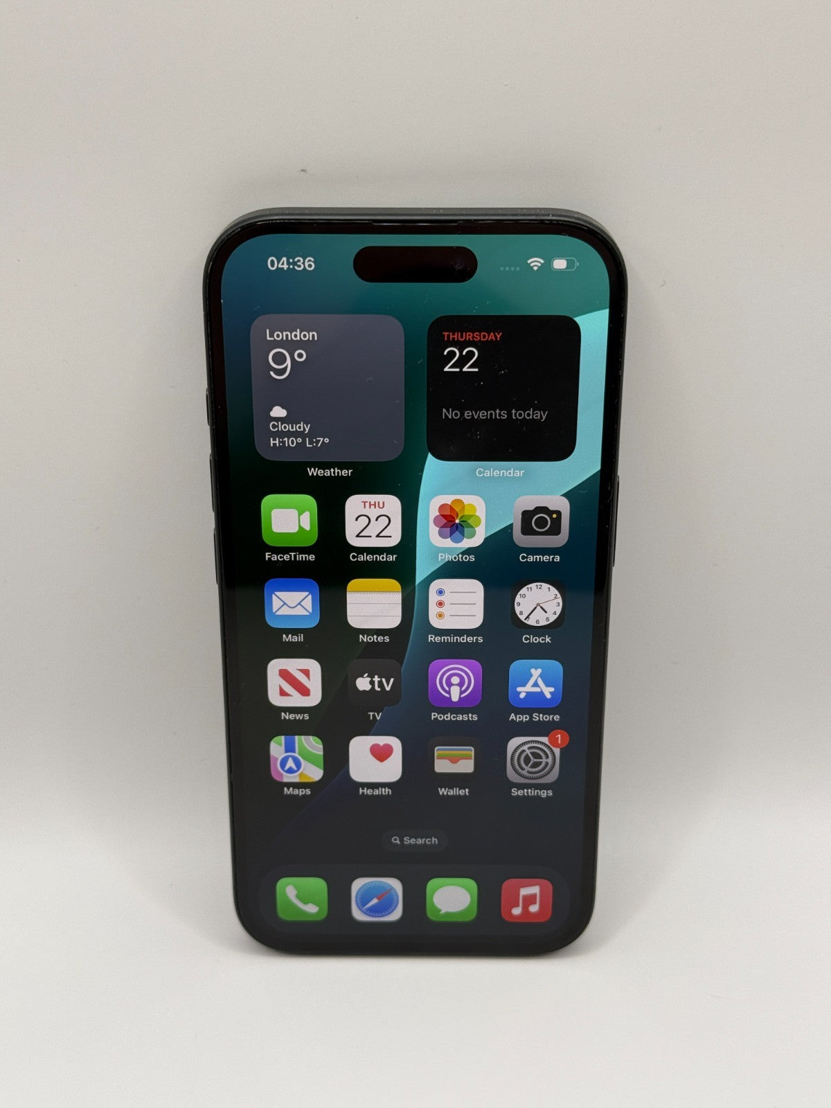 Apple Iphone 16 128GB 5G Black Unlocked Excellent Condition Warranty 94% Battery