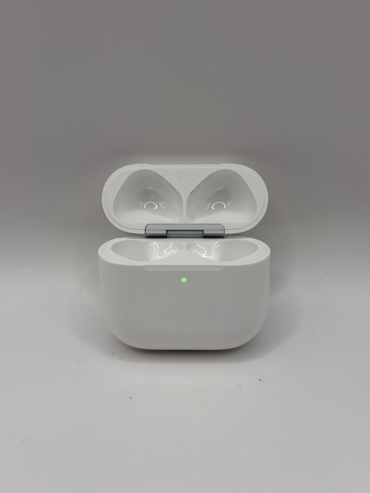 Genuine Apple AirPods 4 ANC A3055 USB-C Wireless Charging Case Only